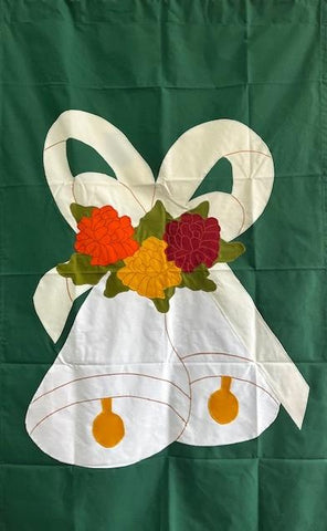 Wedding Bells w/Mums Flag on Hunter- 3 x 4.5 ft