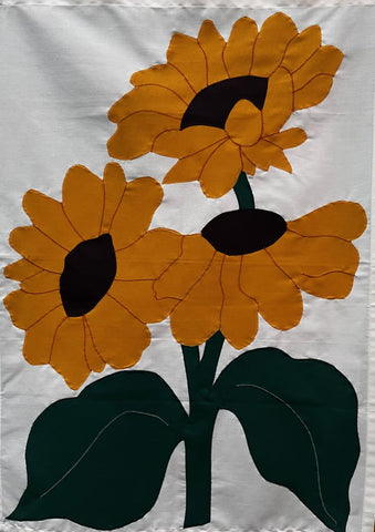 Sunflowers(3) Flag on Off White - 28 x 40 in